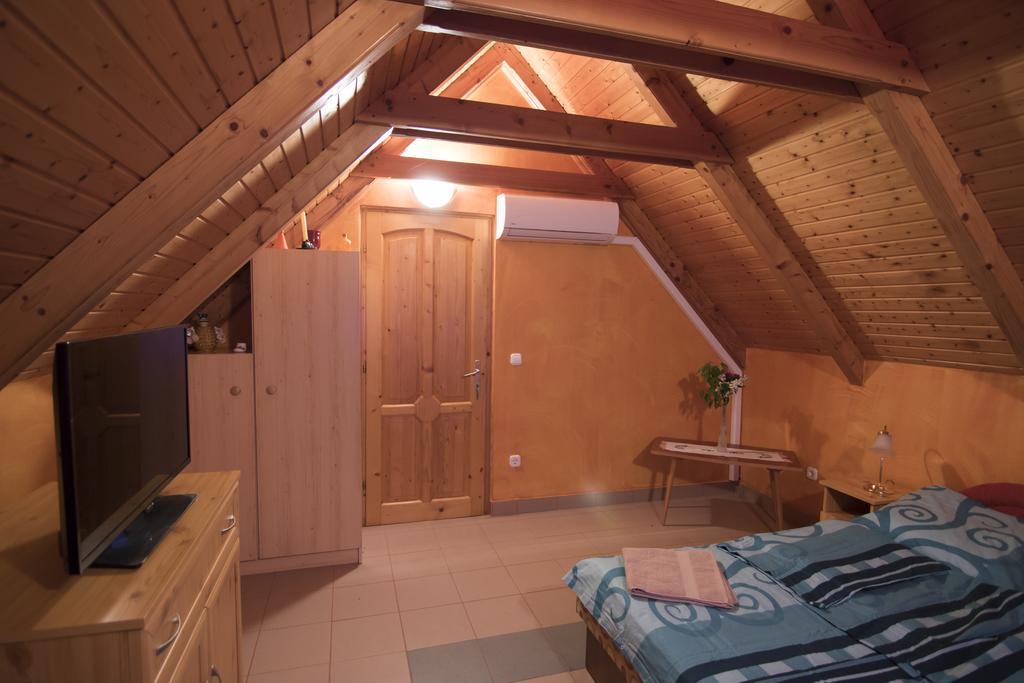 Vulcano Vendeghaz Kisapati Exteriér fotografie